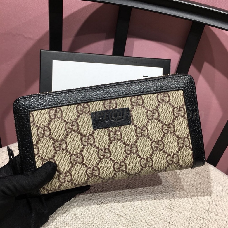 Gucci Wallets 34